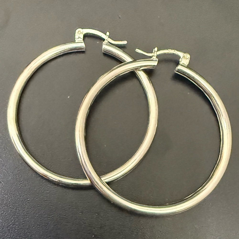 Vintage Signed 925 Sterling Silver 1.5” Hollow Tube Hoop Earrings 4g.